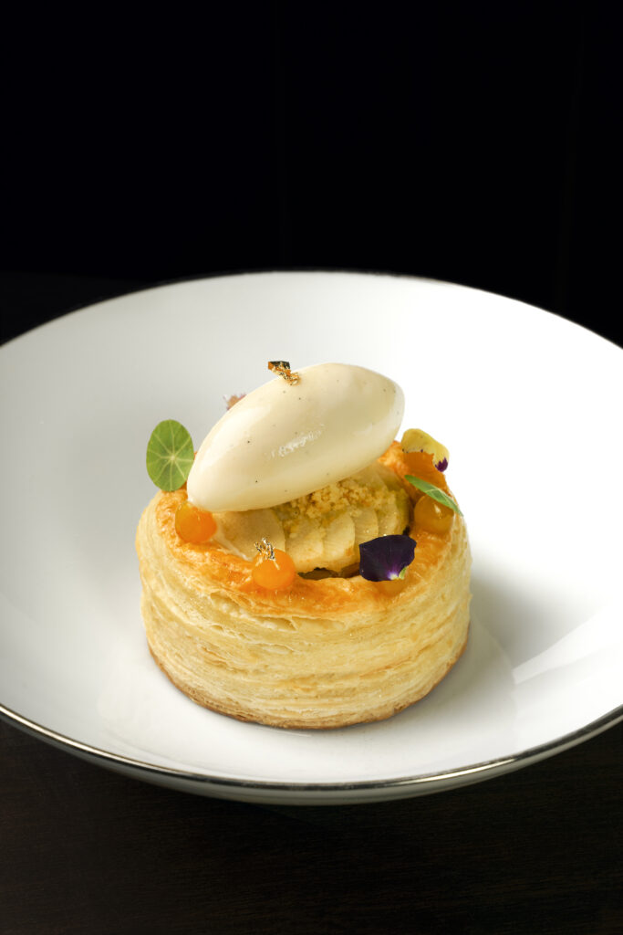 APPLE VOL-AU-VENT